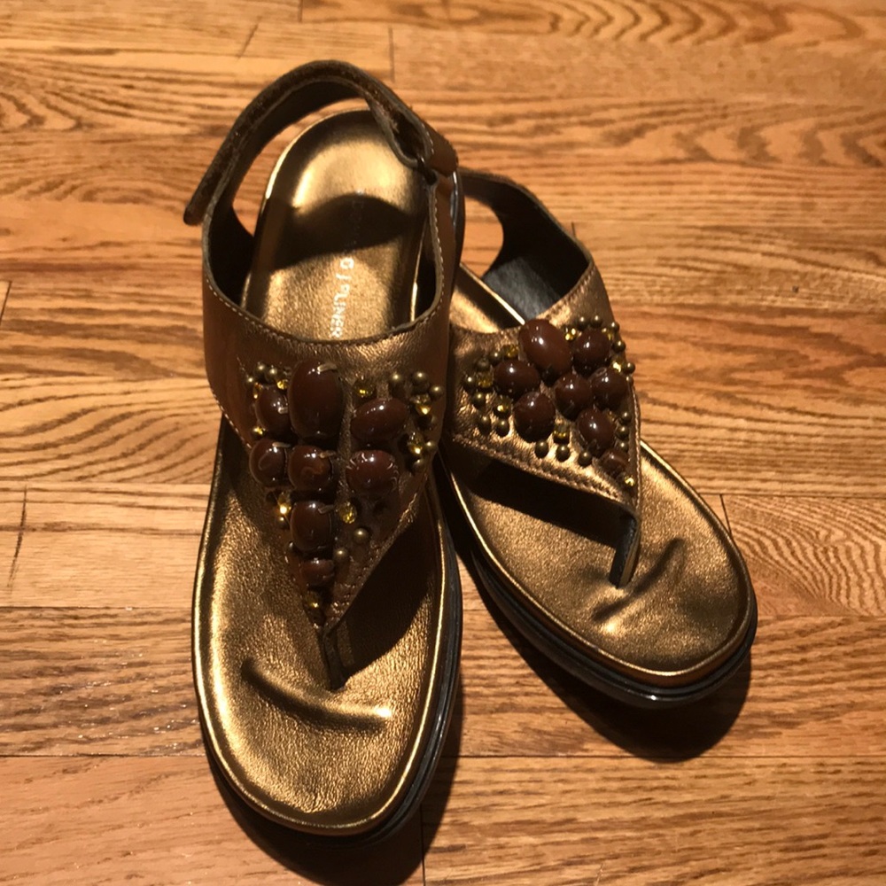 Thong sandle